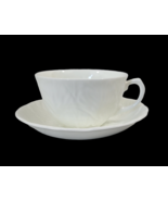 Wedgewood Countryware White Bone China Cabbage Leaf Cup &amp; Saucer Set - $309.67 MXN
