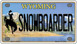Snowboarder Wyoming Novelty Mini Metal License Plate Tag - £11.91 GBP