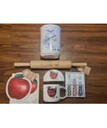 Dolly Parton Kitchen Set- 6 Items - $1,026.03 MXN
