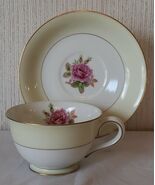 Fuji Teacup and Saucer Rosette Bone China Hand Painted Gold Trim Vintage... - €13,01 EUR