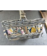 Vintage Wovan Wicker Easter Basket with Rotating Rabbits - $468.75 MXN