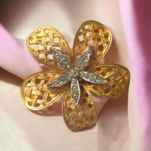 JJ Flower Rhinestone Brooch Pin Filigree Vintage Gold Silver Tone Flower... - £15.61 GBP