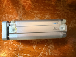 Nuovo Trumpf Laser Festo Pneumatico ad Aria Cilindro Attuatore #146789 - $151.34