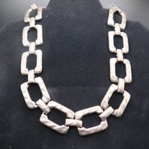 Vintage Silvertone Choker Necklace Rectangle Hammered Links 20&quot; - £33.37 GBP