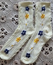 Handcrafted ~ Ivory ~ Embellished w/Multicolor Floral Design ~ Tight Knit Socks - £11.69 GBP