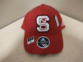 New Adidas N.C. State Wolfpack Fitted Hat Size Small/Medium S/M Red M824Z - £7.59 GBP