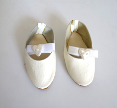 Modern White Leather Slip On Shoes w/ Hearts for Medium Size Doll - £15.17 GBP
