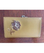Vintage Baronet Women&#39;s Tan/Gold Shade Leather Kiss Lock Clutch Wallet Tri - $279.59 MXN