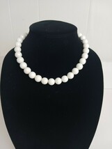Vintage Monet Faceted White beaded Choker necklace Signed adjustable wit... - $302.90 MXN