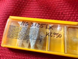 NEW Pack of 2 Kennametal Carbide Turn groove turning Insert # NG3125LK K... - $23.74