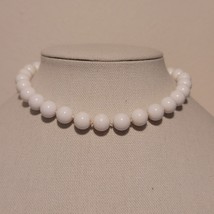 Vintage Marvella White Bead Necklace - $364.88 MXN