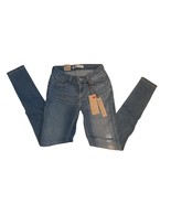 Levi&#39;s 535 Legging Denim Ultra Low Rise Jeans 3M/26 NWT - $42.92 CAD