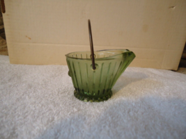 Vintage Green Glass Coal Bucket Shaped Ashtray &quot; Beautiful Collectible Item &quot; - £11.68 GBP