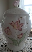 Lenox ~ Butterfly Meadow ~ Porcelain Canister Butterfly Handle ~ Louise Le Luyer - £59.27 GBP