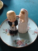 -Vintage / Antique Bisque Porcelain kissing Bride and Groom Doll 4&quot; Cake Toppers - £23.59 GBP