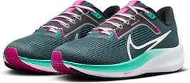 Size 7.5 - Nike Air Zoom Pegasus 40 Deep Jungle W - $2,467.82 MXN