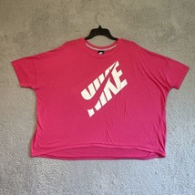 The Nike Tee Women&#39;s XL Hot Pink Spell Out Graphic T-Shirt Logo - $14.85