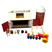 VTG Fisher Price Little People Lot 1967 Family Farm Play Set #915 Silo Barn - $197.99