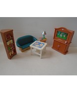 FISHER PRICE LOVING FAMILY DOLLHOUSE FAMILY/LIVING ROOM RETIRED.GREAT CO... - $24.99
