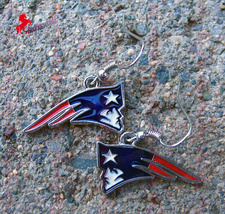 New England Patriots Dangle Earrings, Sports Earrings, Football Fan Earr... - £3.09 GBP