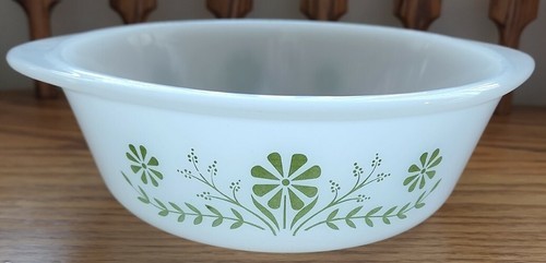 Vintage Glasbake ~ Baking Dish ~ White Green Daisies ~ J-2600 ~ 1.5 Quart Item image 3