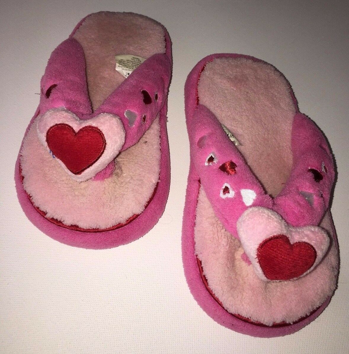 Girls PINK HEARTS Fuzzy SLIPPERS Size 1-2 Y The Children&#39;s Place - $9.69