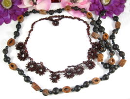 Pair Of Vintage Natural Necklaces Black Round Koa Tree Seeds Carved Peach Pits - £13.55 GBP