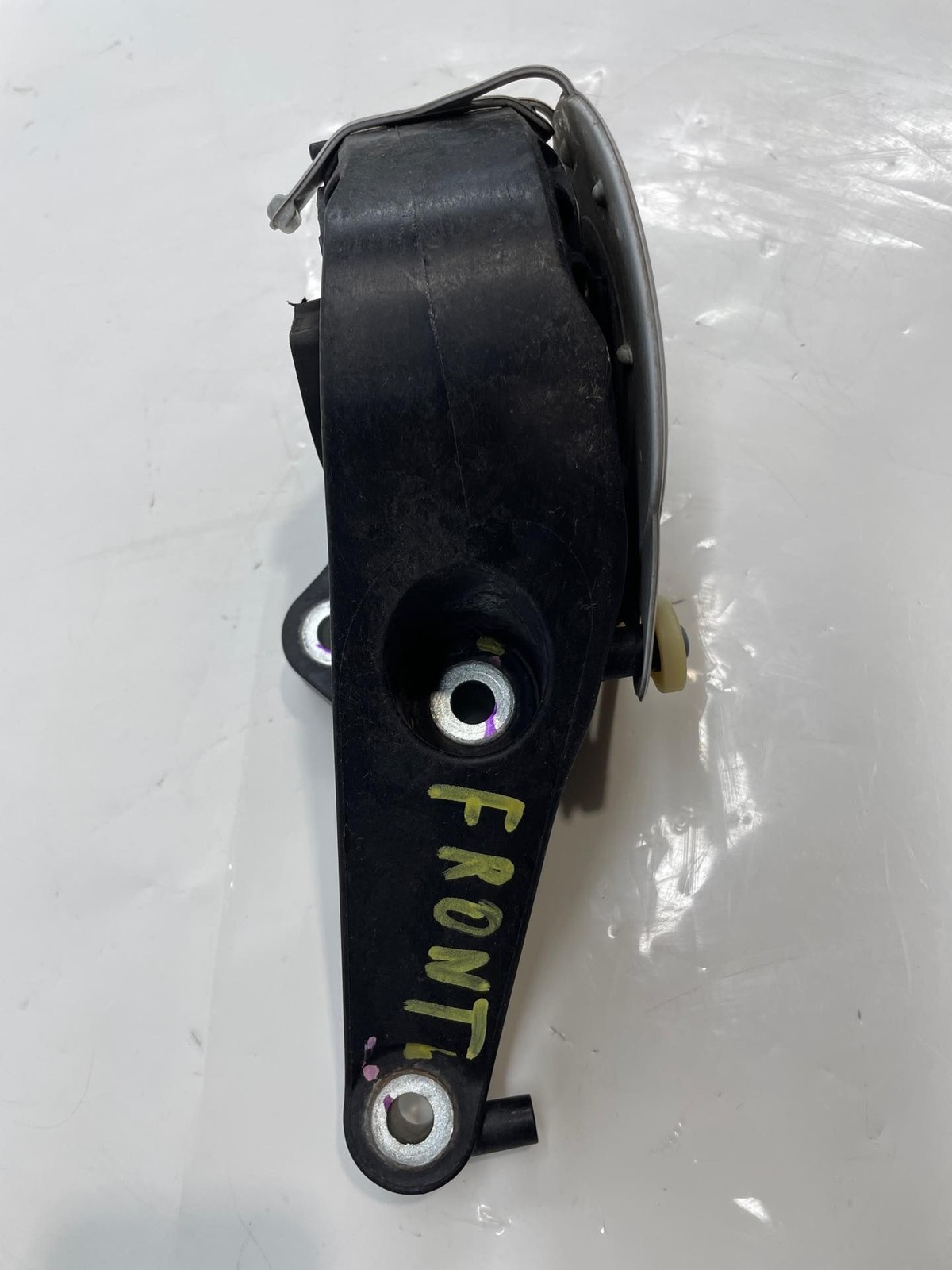 2021 Chevy Traverse 3.6L Fwd LT Front Transmission Mount OEM Item image 3
