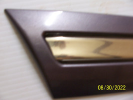 1995 1997 Lincoln Towncar Left Front Fender Trim Molding Used Oem Violet ?? - £54.47 GBP