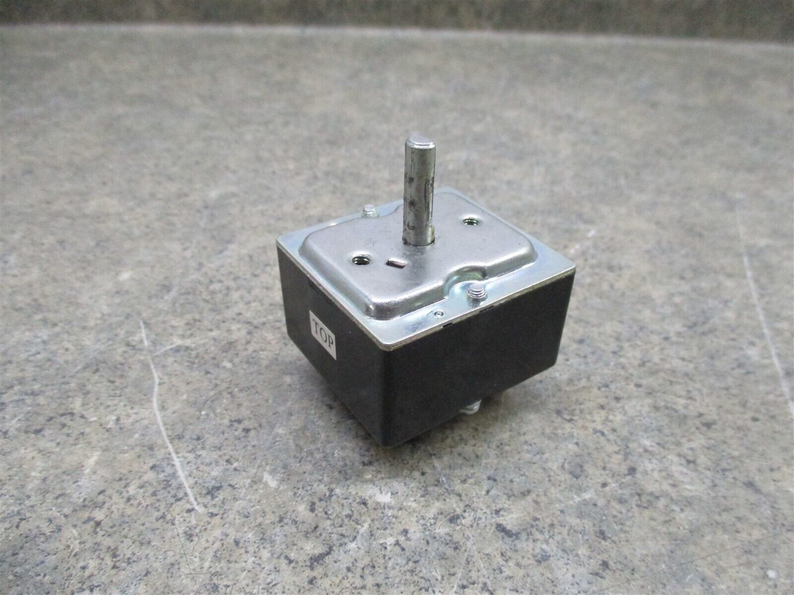 Ge Air Conditioner Switch Part  AET05LYL1