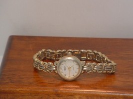 Pre-Owned Women’s Acqua Analog D(ress Watch (For Parts) - $4.95