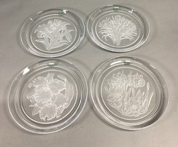 Lot Of 4 Hoya Crystal Floral Plates - Made In Japan - $69.39 CAD