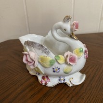 Vintage Porcelain Swan w/Delicate Roses~ gold trim ~hand painted ~made i... - $94.65 MXN
