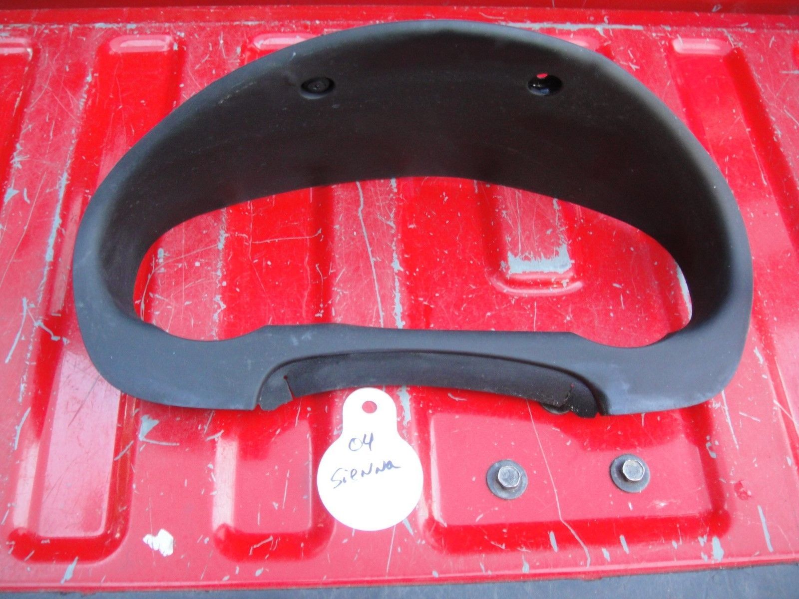04-05 Sienna SPEEDOMETER TRIM CLUSTER DASH PANEL INTERIOR TRIM BLACK - $14.36
