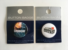 GREEN DAY BUTTON BADGES X 2 - £1.23 GBP