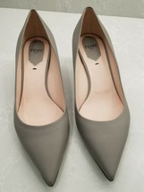  NEW FENDI WOMEN&#39;S CEMENT GRAY LEATHER SHOES LOW HEEL POINTED SIZE 39-39... - $6,962.21 MXN