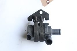 2004-2007 VOLKSWAGEN TOUAREG ENGINE AUXILIARY WATER PUMP J2009 image 2