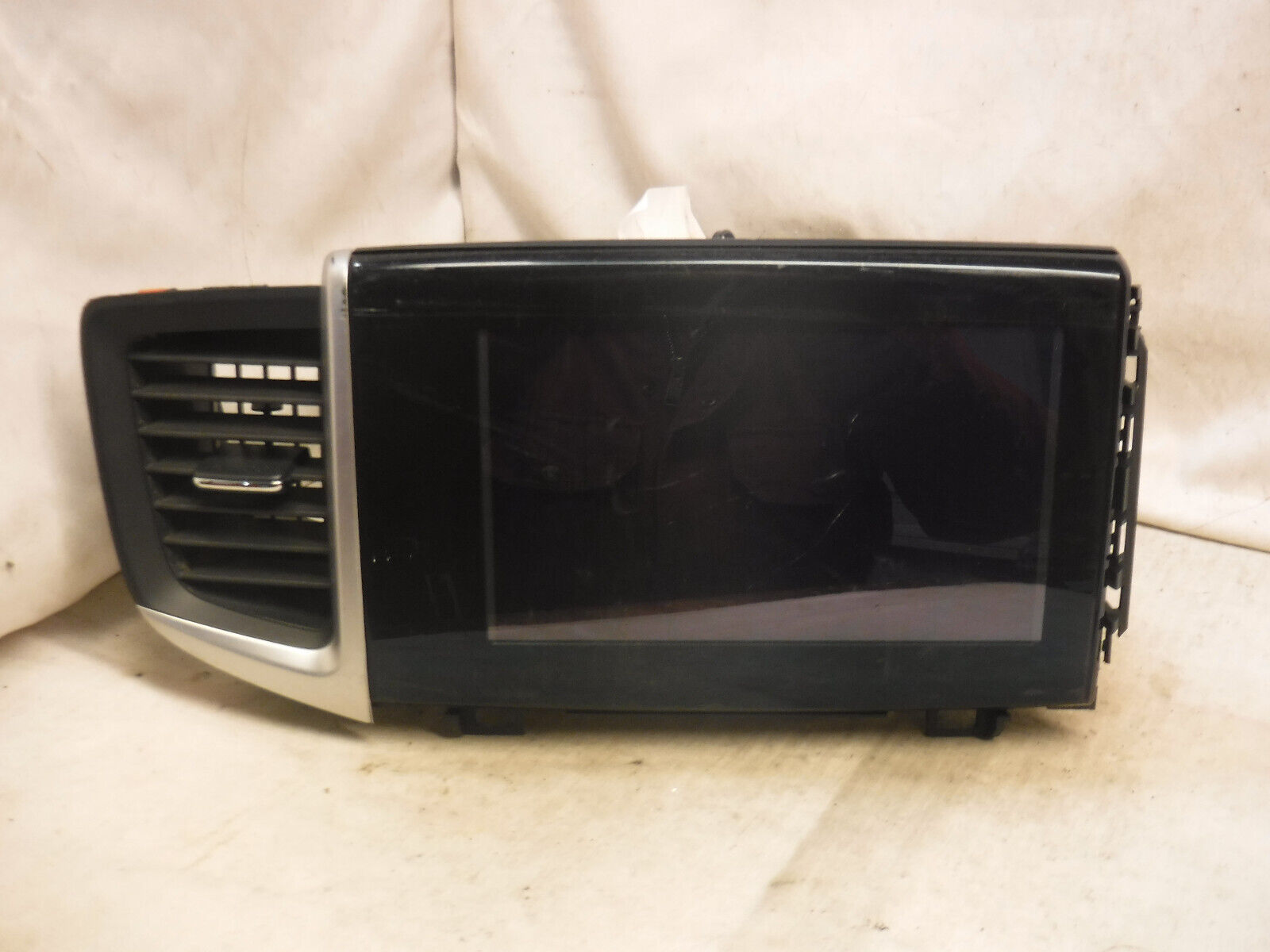 Primary image for 16 17 18 Honda Pilot Display Navigation Screen & Code 39540-TG7-A21 PARTS ONLY