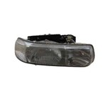 Passenger Right Headlight Fits 00-06 SUBURBAN 1500 309874 - £45.33 GBP