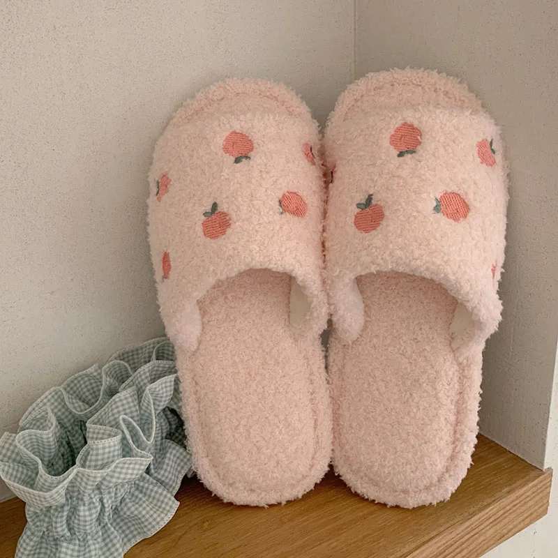 2024 cute  Peach Plush Women Slippers Winter Home Warm ry Footwear New Fashion A - $50.91