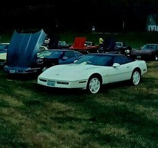 35mm Slide Vintage Corvettes in Field 1980s Kodachrome Car64 - $186.12 MXN