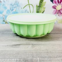 Tupperware Jello Mold Ice Ring Mint Green Large 3 Piece 1202 Vintage - $9.50