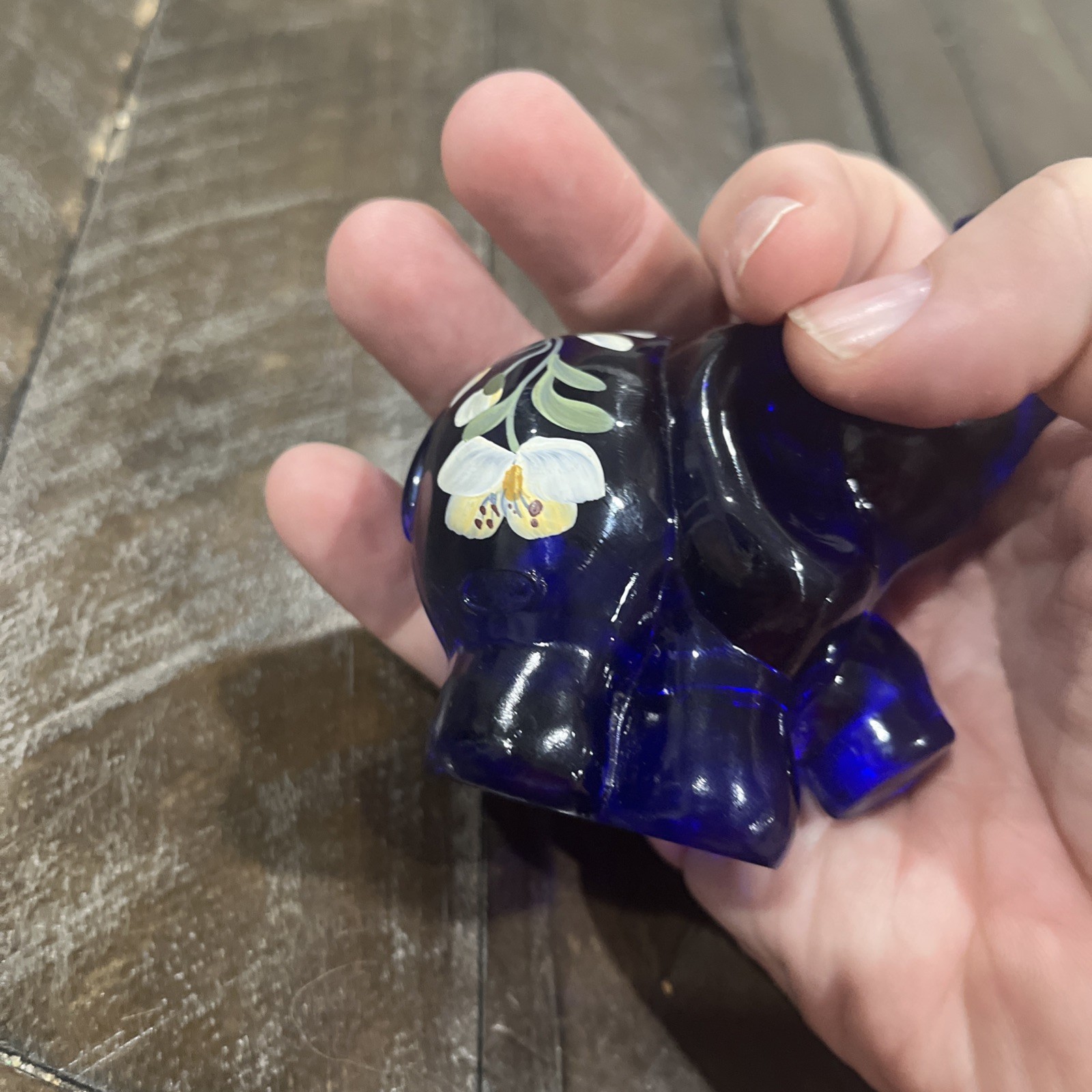 Fenton Cobalt Blue Elephant with Flowers Hand Painted & Signed S Smith Item image 6