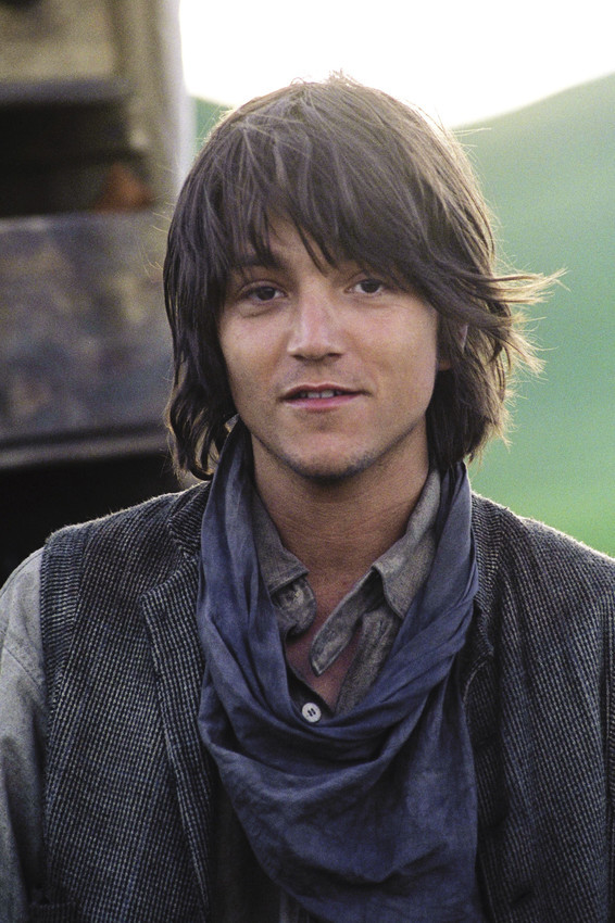 Diego Luna in Open Range portrait 24x18 Poster - $23.99