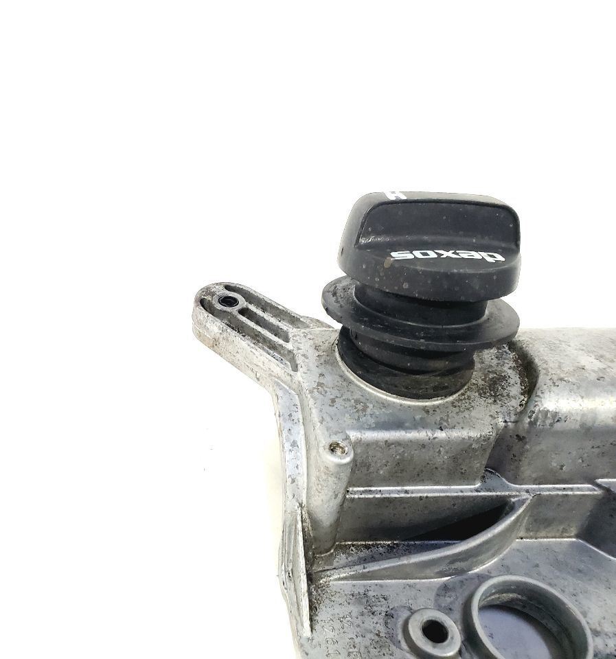 2014 Buick Verano OEM Engine Valve Cover  Item image 6