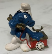 Vintage 1980 PEYO Telephone Smurf holding Phone Schleich Toy PVC Figurine - $8.25 CAD
