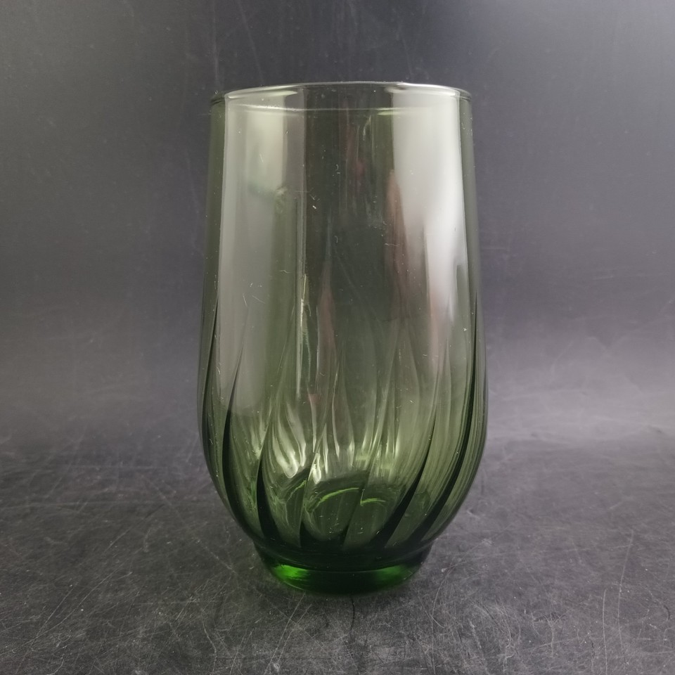 Avocado Green Glass, Anchor Hocking Optic Swirl, c.1970&#39;s - $9.00