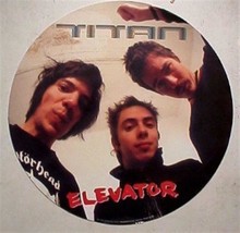 Titan Elevator Poster Titán - $8.96
