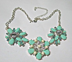 Vintage SHB Shofel Brothers Green Flower Statement Necklace 19-22&quot; - £10.13 GBP