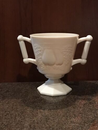 Vintage Jeannette Pink Milk Glass Creamer - $7.92